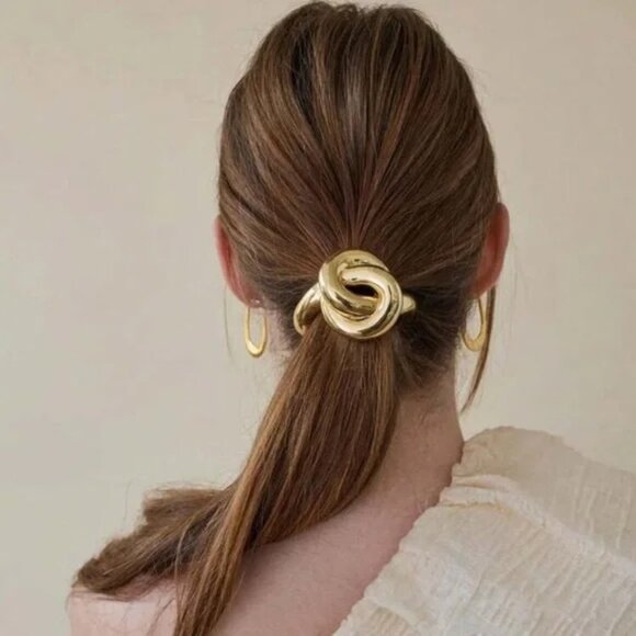 Metal Knot Hair Tie - Picture 3 of 3